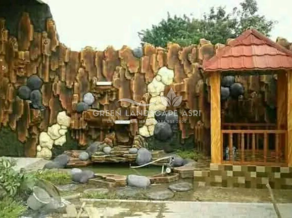 relief kolam ikan minimalis