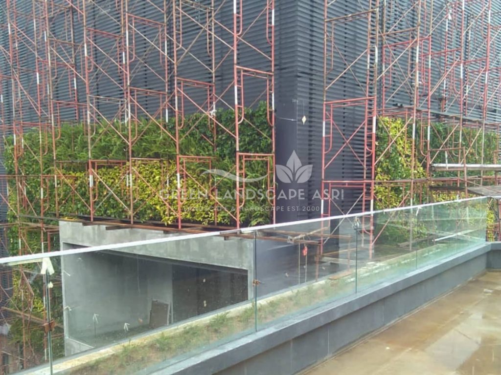 Jasa Bikin Vertical Garden Asli & Sintetis