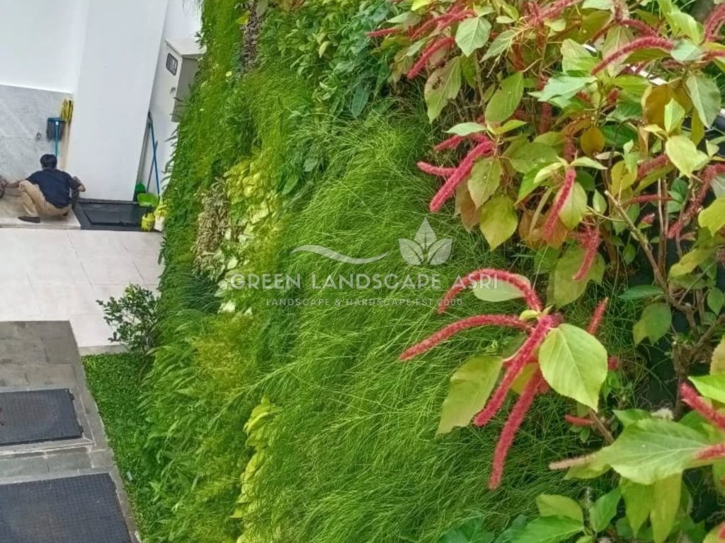 Jasa Bikin Vertical Garden Asli & Sintetis