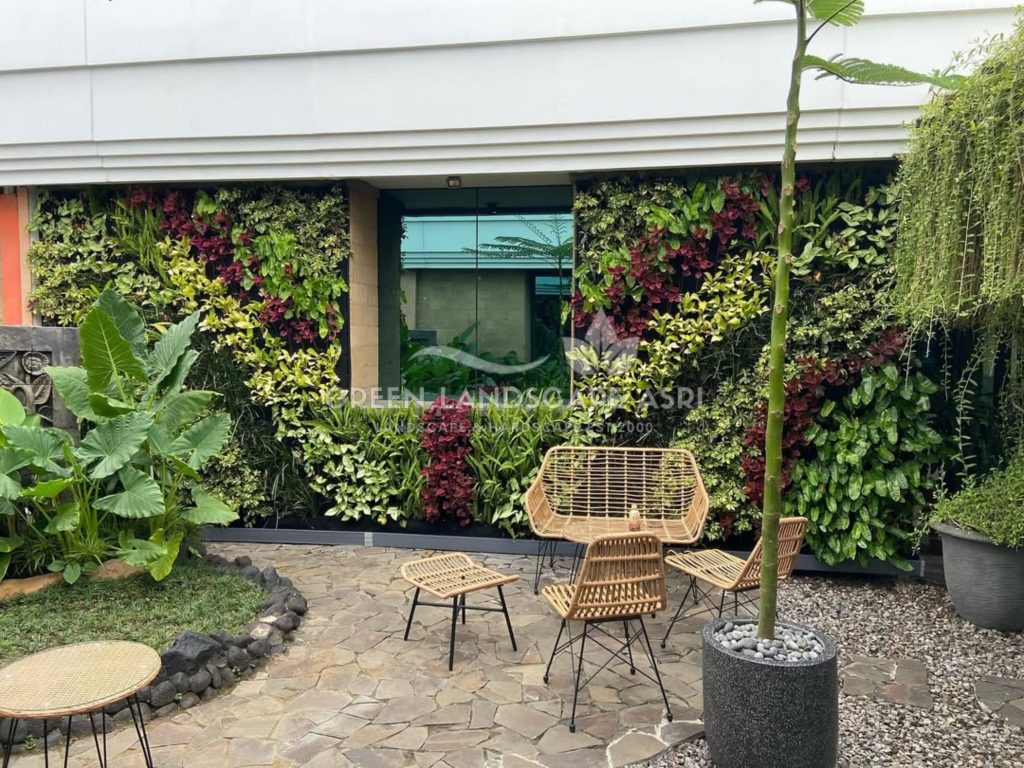 Jasa Pemasangan Vertical Garden