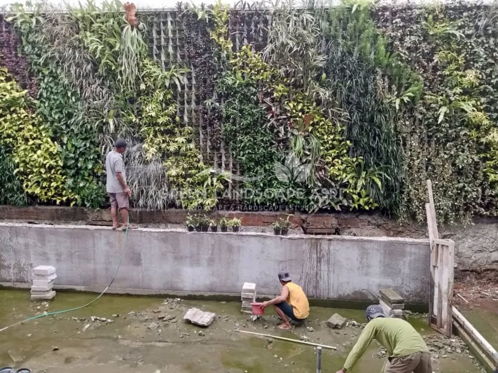 Jasa Bikin Vertical Garden Asli & Sintetis