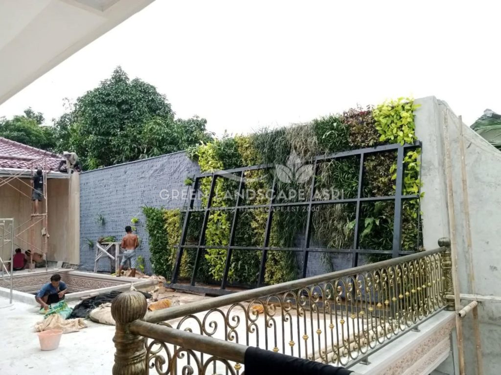 Jasa Bikin Vertical Garden Asli & Sintetis