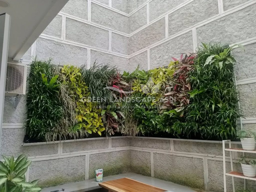 Jasa Bikin Vertical Garden Asli & Sintetis