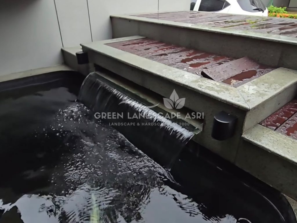 Tukang Kolam Koi