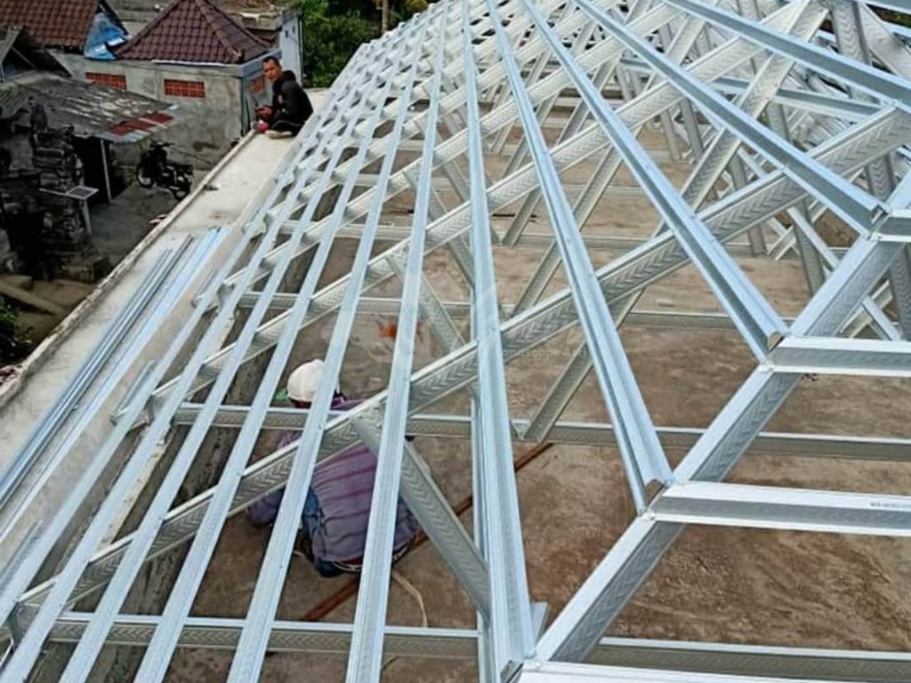 Jasa Pasang Atap Baja Ringan