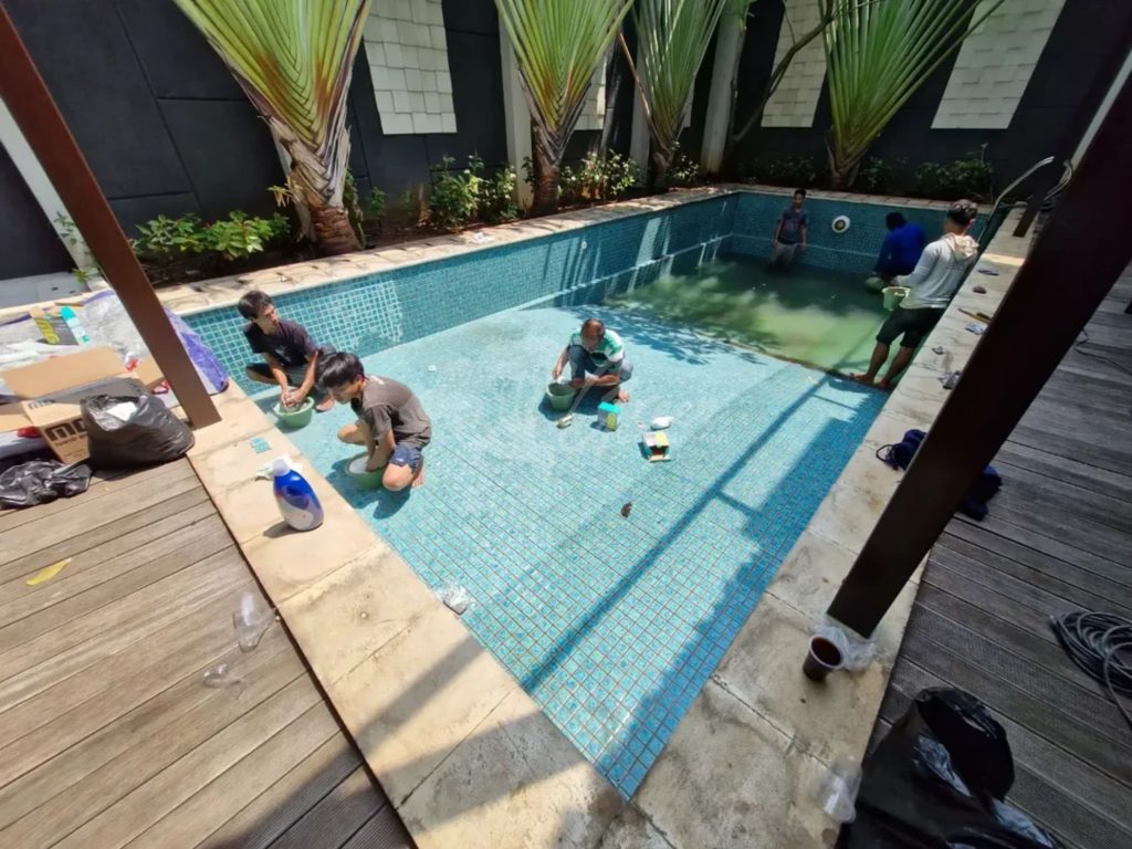Jasa Perawatan Kolam Renang