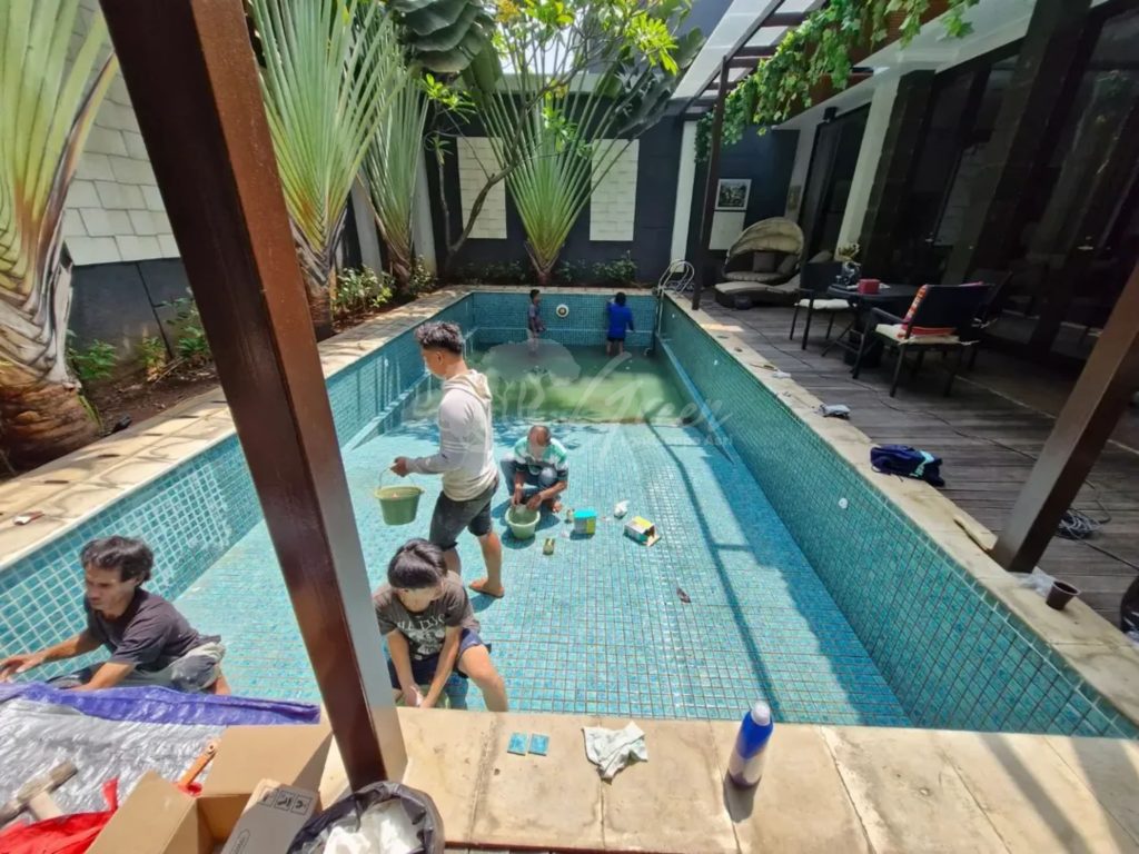 Jasa Perawatan Kolam Renang