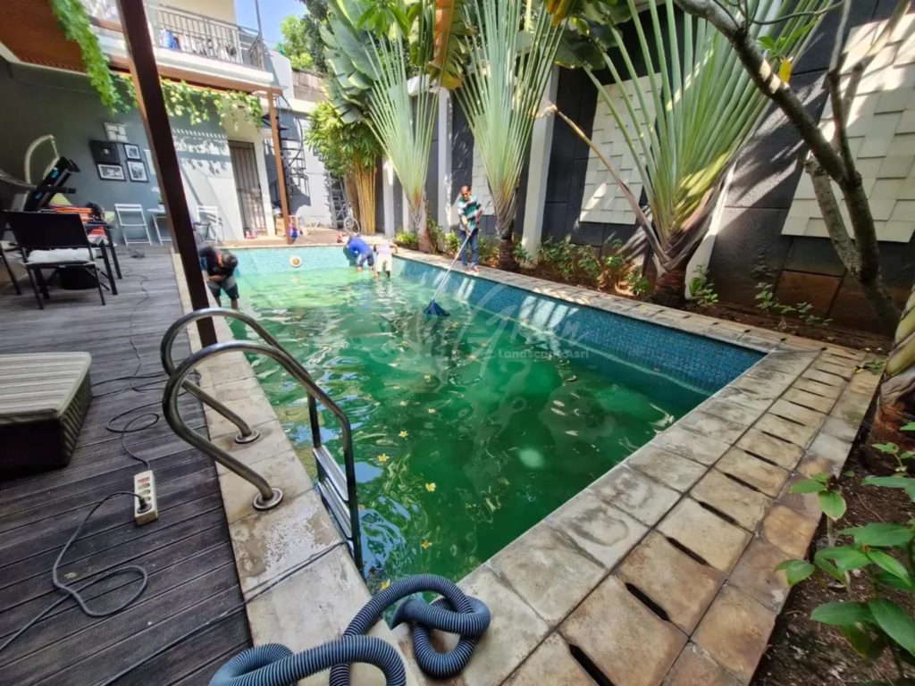 Jasa Perawatan Kolam Renang